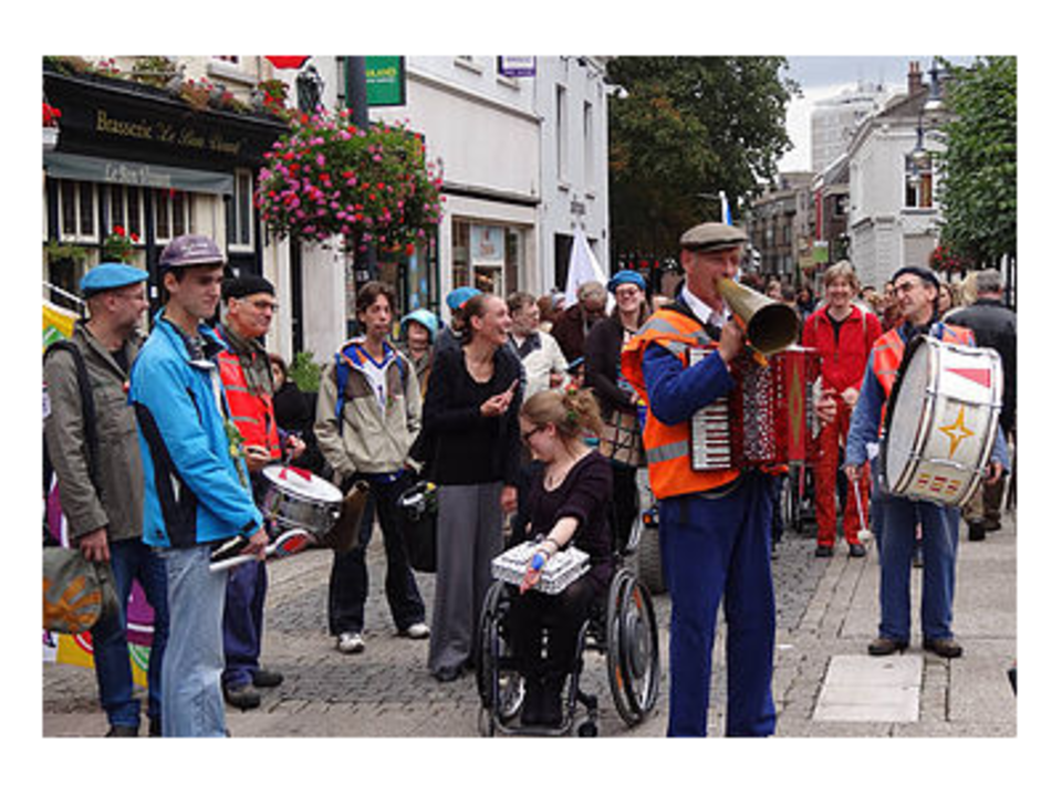 Disability Pride 2013: Europarlementarier Marije Cornelissen en deelraadslid Fem Korsten waren hoofdorganisator van deze Pride. 